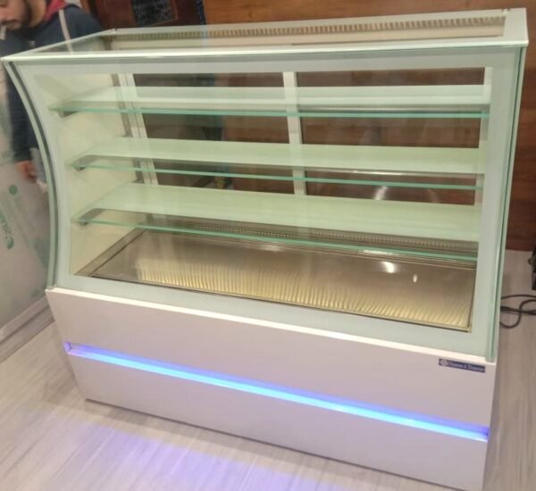 Cold Inside Curve Display Counter with White Powdercoated Below Size (LXWXH) 60"X27"X50" Base + 3 Shelf