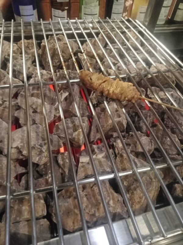Lava Rock Grill Electric Operated Size (LXWXH) 18"X18"X8", Temp: 0 To 600 Degree C - Image 3